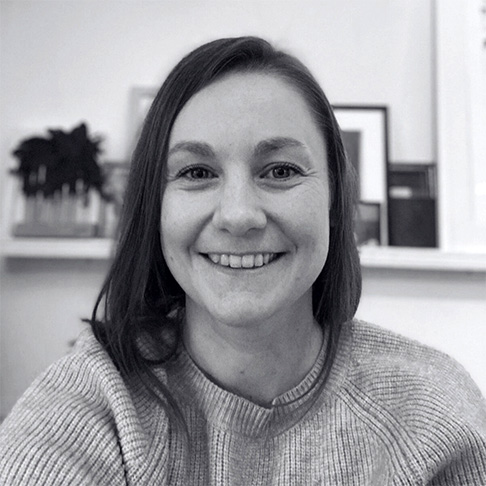 Porträt-Foto von Beth Atkinson