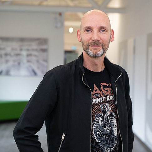 Porträt-Foto von Matthias Johannes Bauer