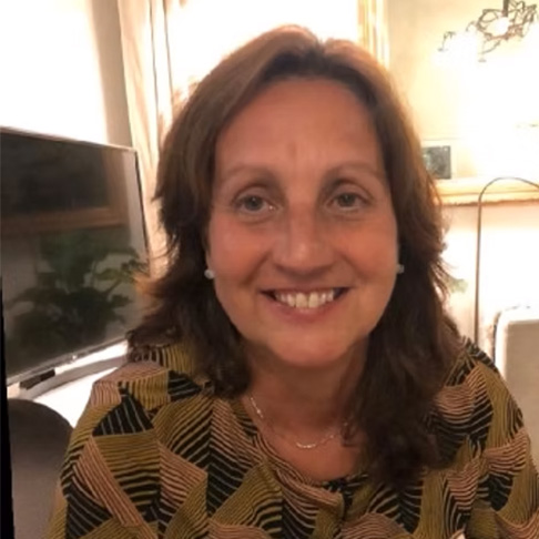 Porträt-Foto von Annette Schautt