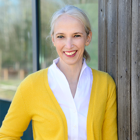 Porträt-Foto von Katja Stark