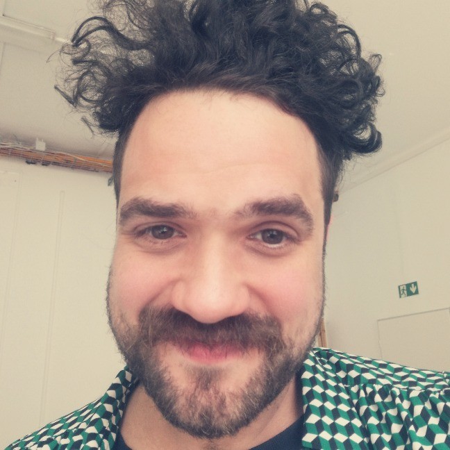 Porträt von Nils Erhard